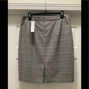 WHBM Plaid Black Cabernet Skirt sz 10
